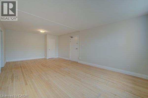 141 Chapel Street, Kitchener, ON, N2H 2T6 - 5