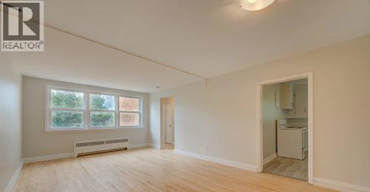 141 Chapel Street, Kitchener, ON, N2H 2T6 - 19