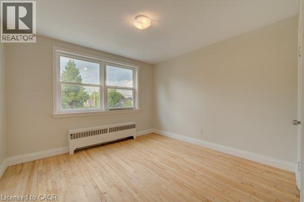 141 Chapel Street, Kitchener, ON, N2H 2T6 - 14