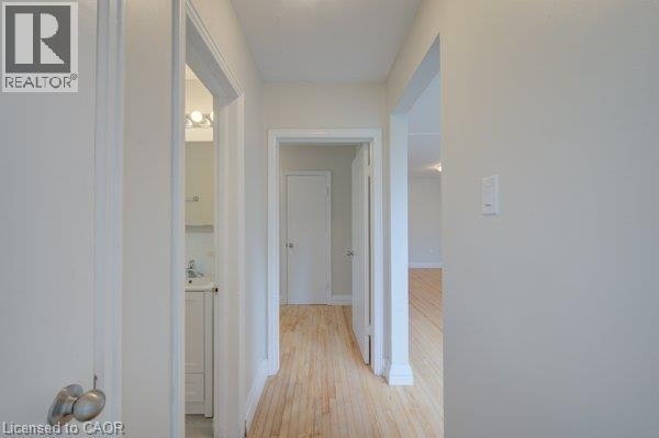 141 Chapel Street, Kitchener, ON, N2H 2T6 - 16