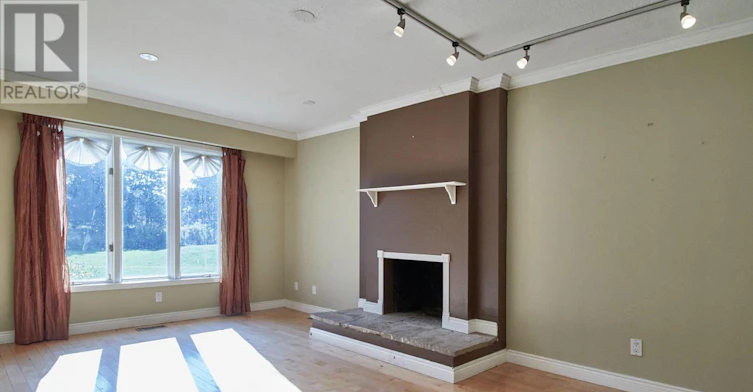 650 Lake Ridge Road, Whitby, ON, L1Z 1W9 - 12