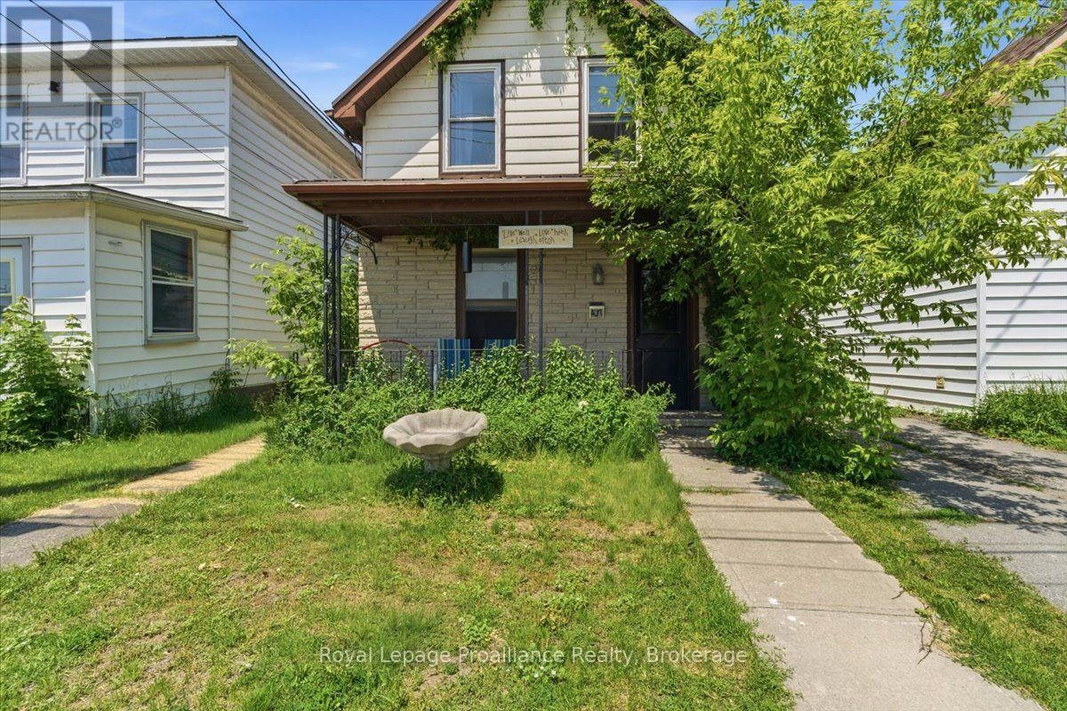 431 Main Street, Deseronto, ON, K0K 1X0