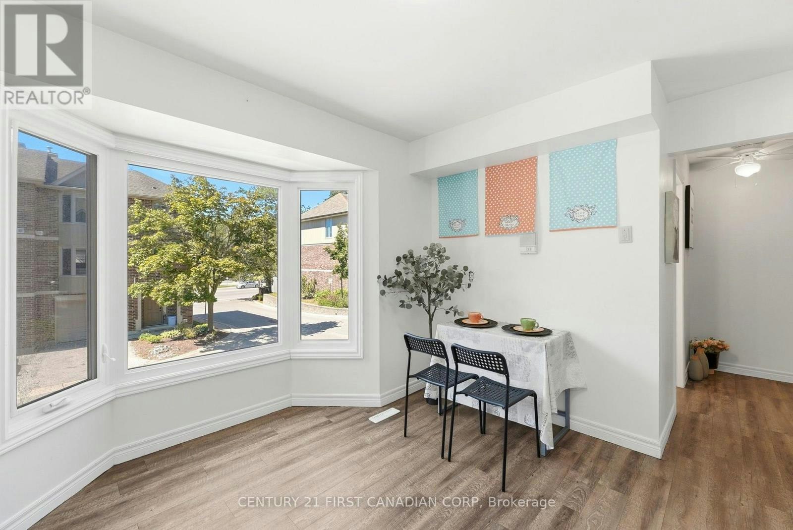 10-1548 Richmond Street, London, ON, N6G 4W7 - 17
