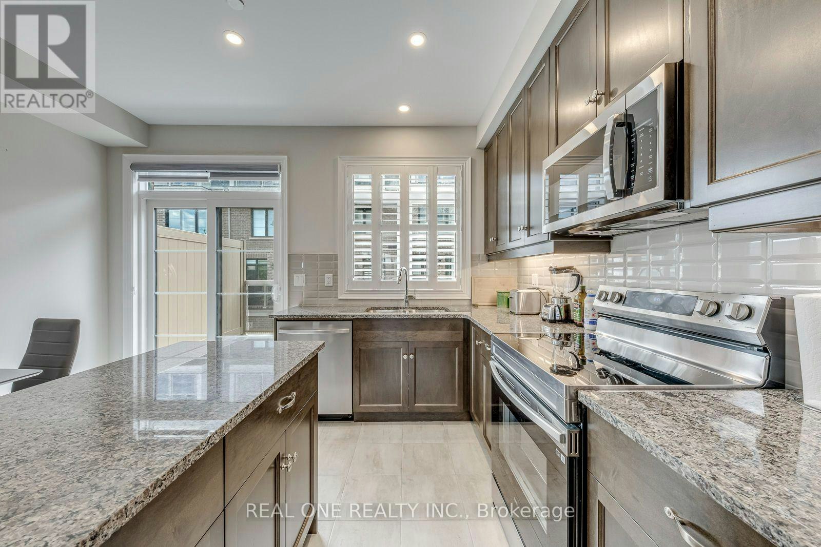 44-2140 Trafalgar Road, Oakville, ON, L6H 8A5 - 18