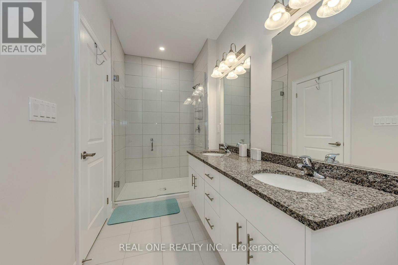 44-2140 Trafalgar Road, Oakville, ON, L6H 8A5 - 43