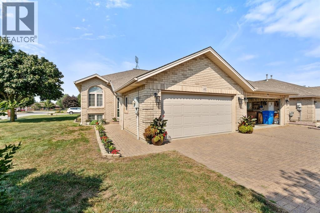 41 Queens Hill Crescent, Leamington, ON, N8H 5M5