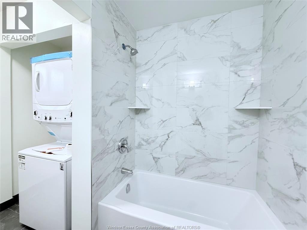UPPER-9495 Beachdale, Windsor, ON, N8R 1S4 - 9