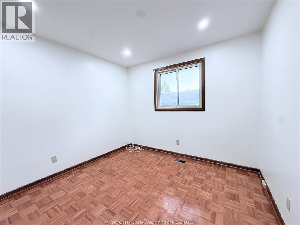 UPPER-9495 Beachdale, Windsor, ON, N8R 1S4 - 10