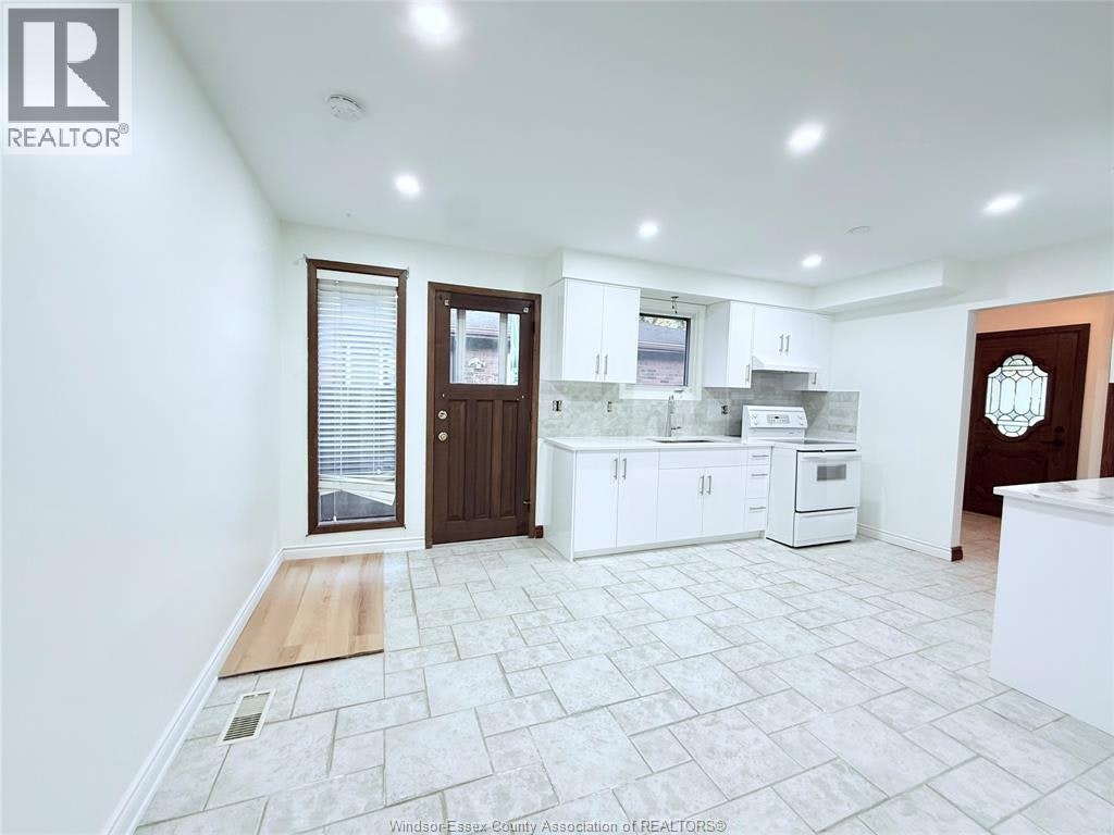UPPER-9495 Beachdale, Windsor, ON, N8R 1S4 - 5