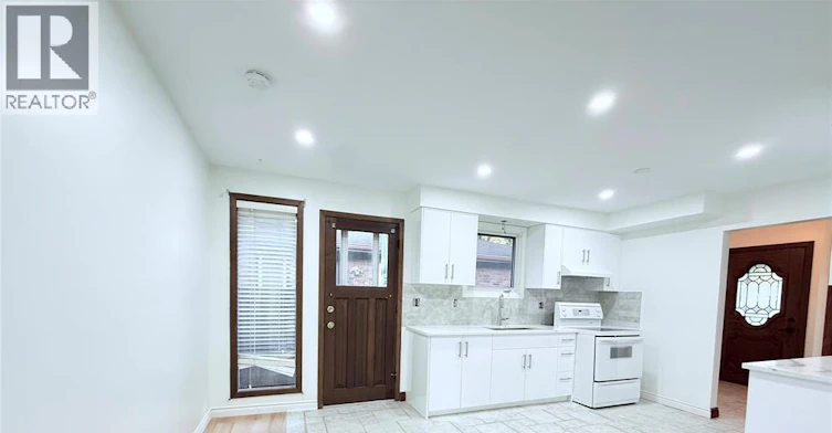 UPPER-9495 Beachdale, Windsor, ON, N8R 1S4 - 5