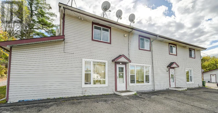 1-3590 Old Montreal Road, Cumberland, ON, K4C 1C8 - 3