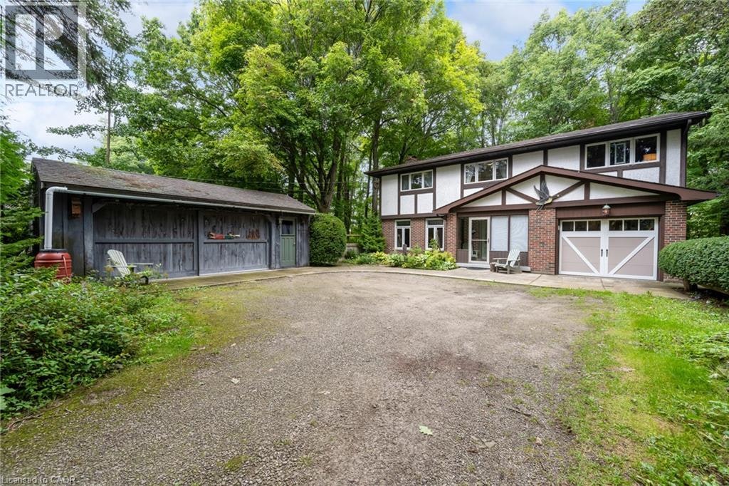 155 Ridge Road E, Grimsby, ON, L3M 4E7