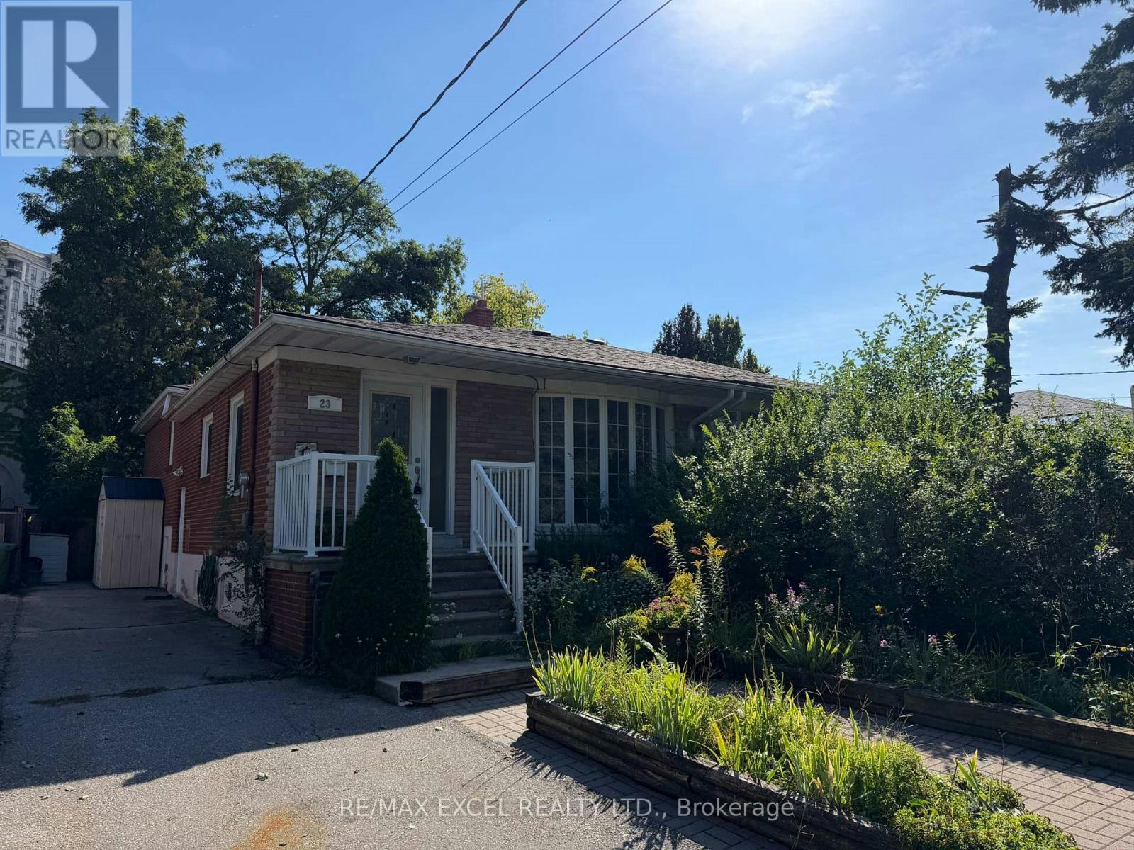23 Linelle Street, Toronto, ON, M2N 2J4