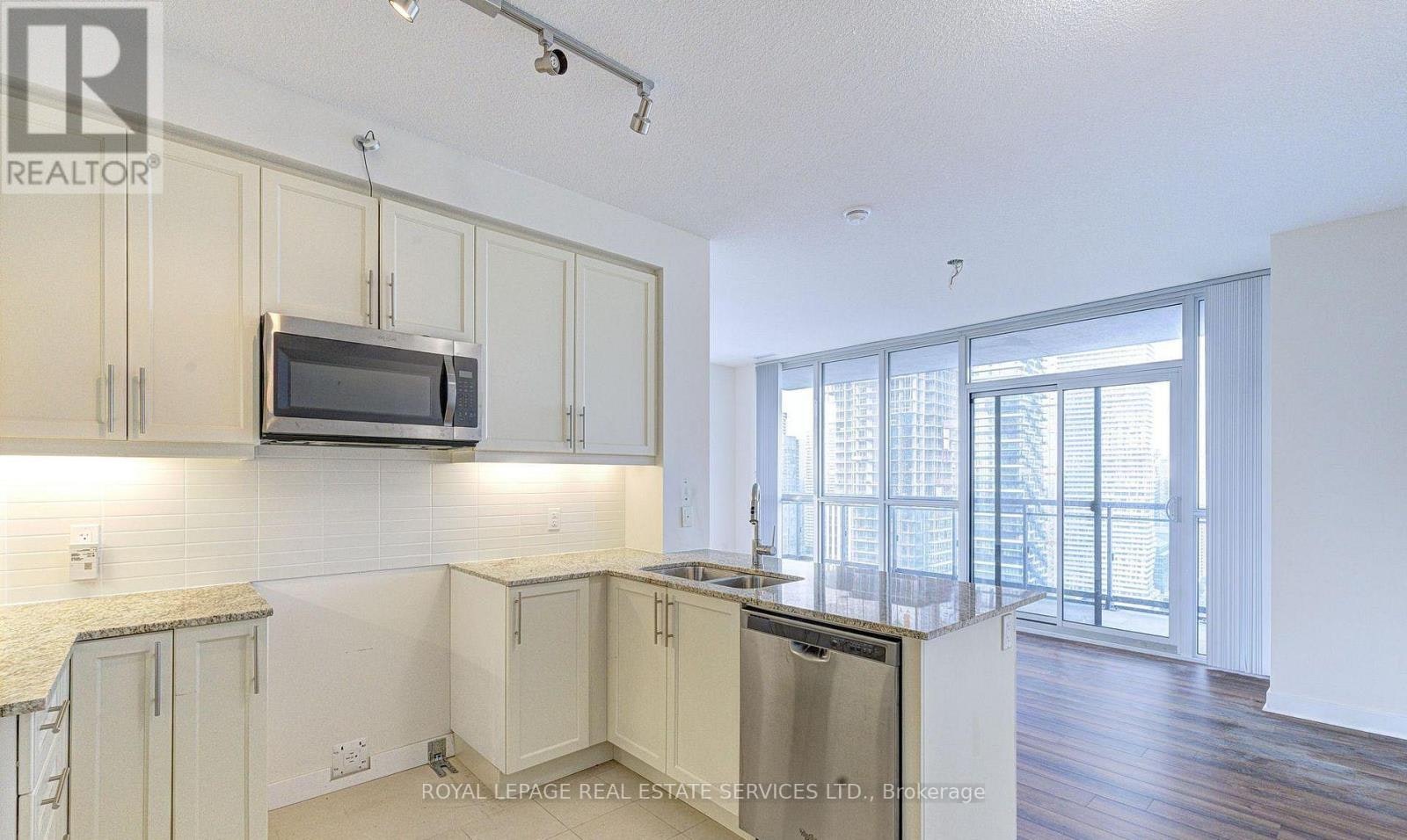 2809-3975 Grand Park Drive, Mississauga, ON, L5B 0K4 - 8