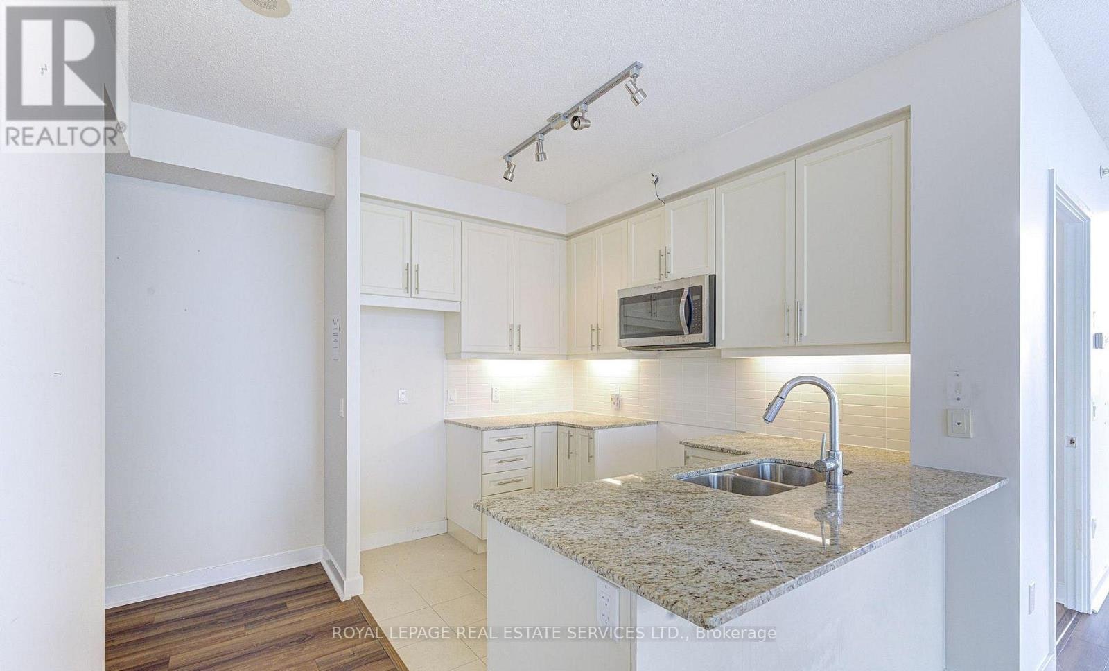 2809-3975 Grand Park Drive, Mississauga, ON, L5B 0K4 - 11