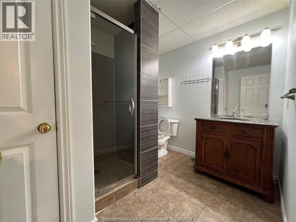 LOWER-709 Havens Drive, Windsor, ON, N9G 2S5 - 9