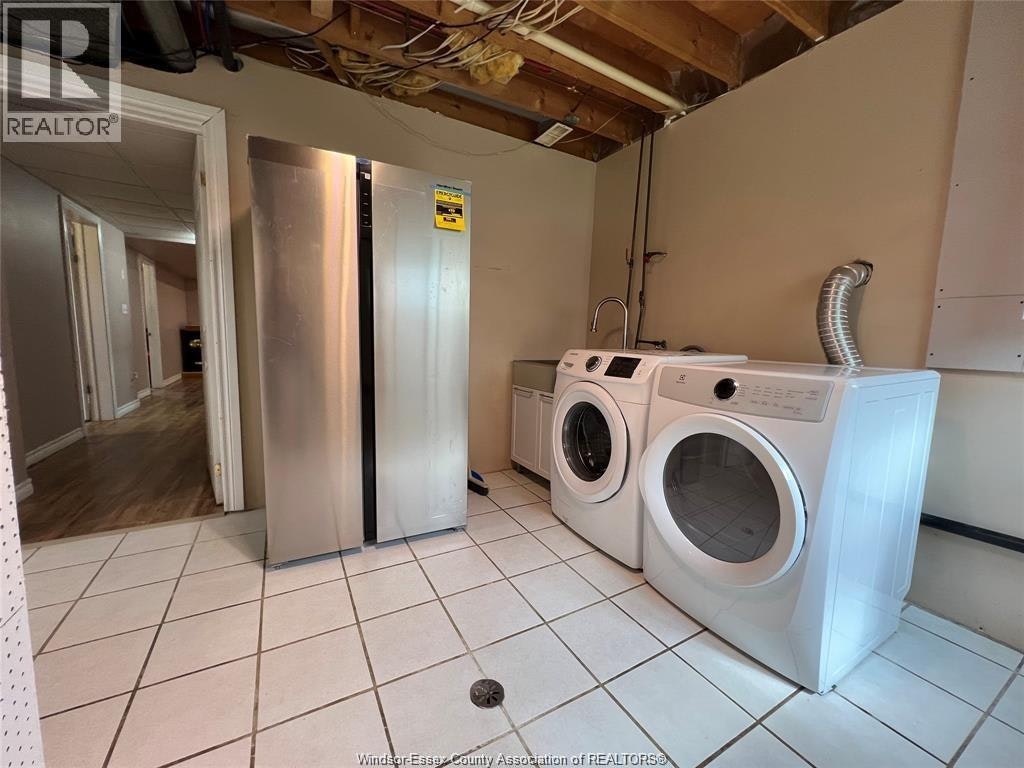 LOWER-709 Havens Drive, Windsor, ON, N9G 2S5 - 8