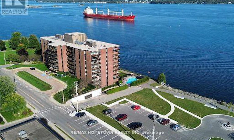 805-55 Water Street E