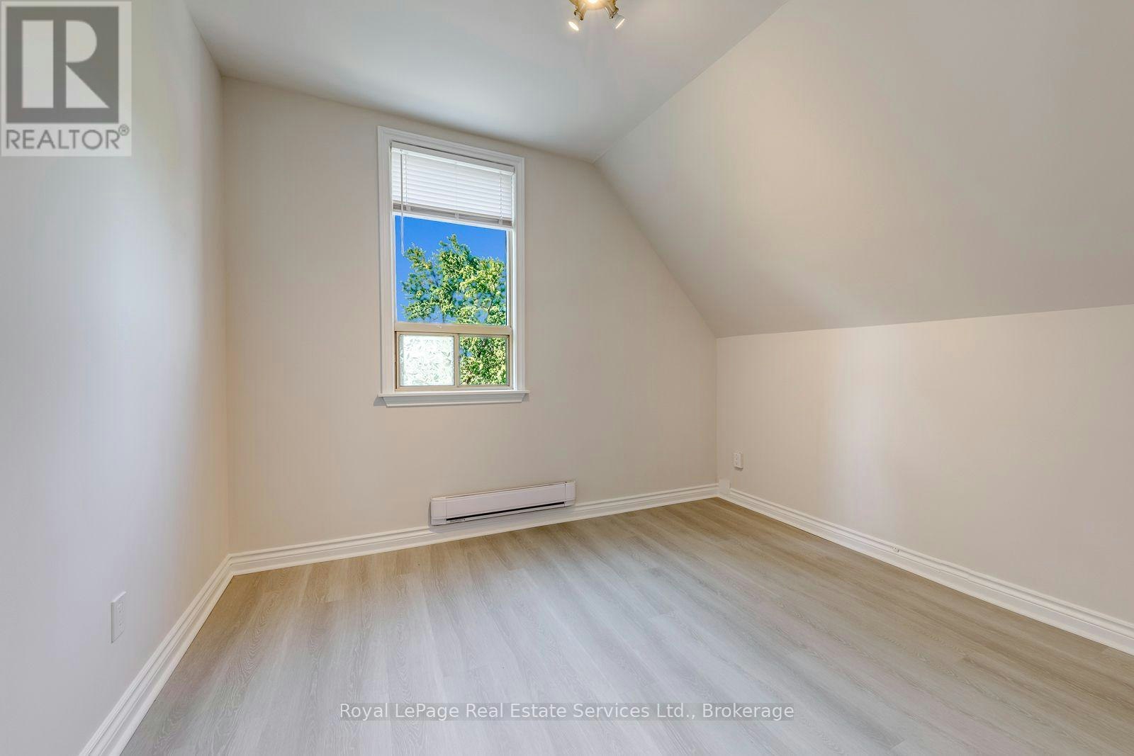 21 Centre Street S, Brampton, ON, L6W 2X7 - 14