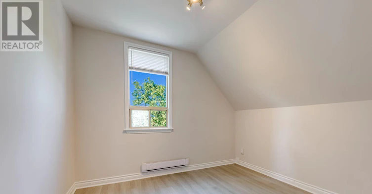 21 Centre Street S, Brampton, ON, L6W 2X7 - 14