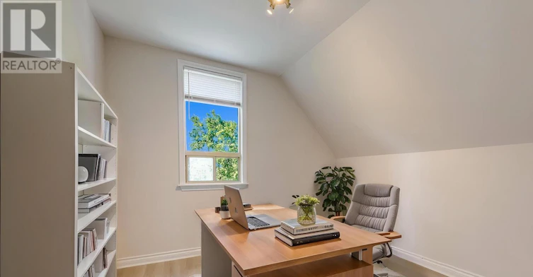 21 Centre Street S, Brampton, ON, L6W 2X7 - 15