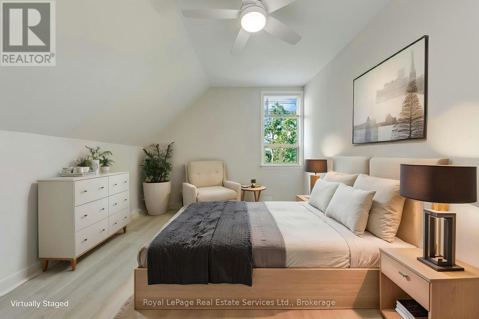21 Centre Street S, Brampton, ON, L6W 2X7 - 21