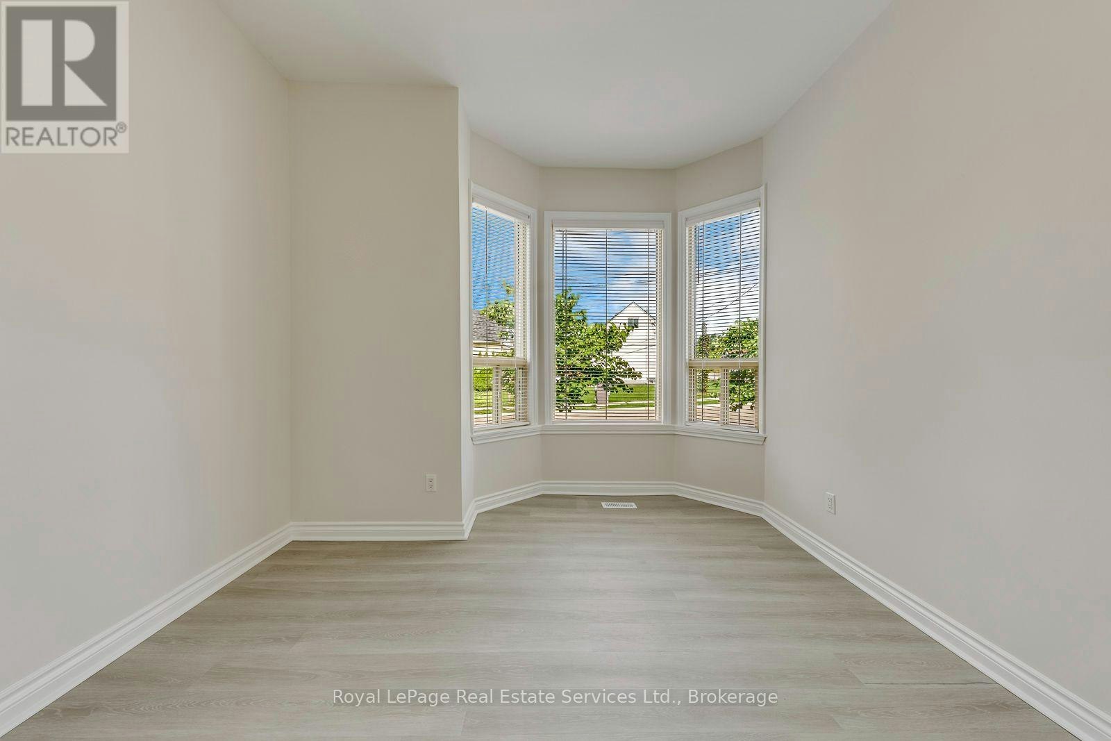 21 Centre Street S, Brampton, ON, L6W 2X7 - 10