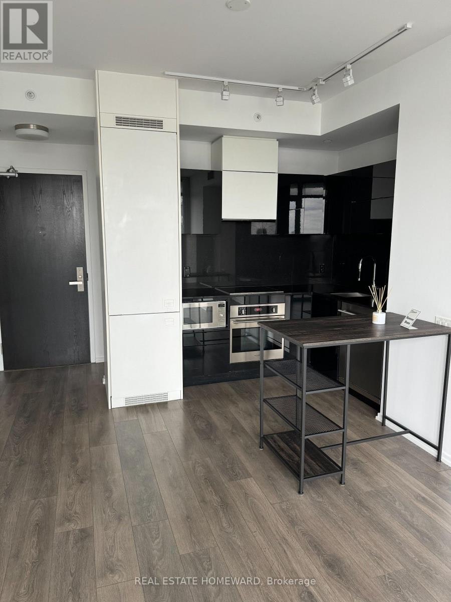 1901-125 Peter Street, Toronto, ON, M5V 0M2 - 5