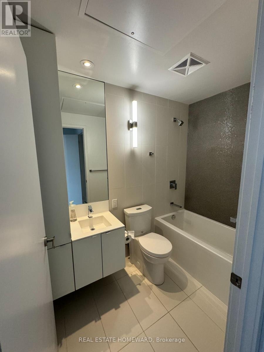 1901-125 Peter Street, Toronto, ON, M5V 0M2 - 16