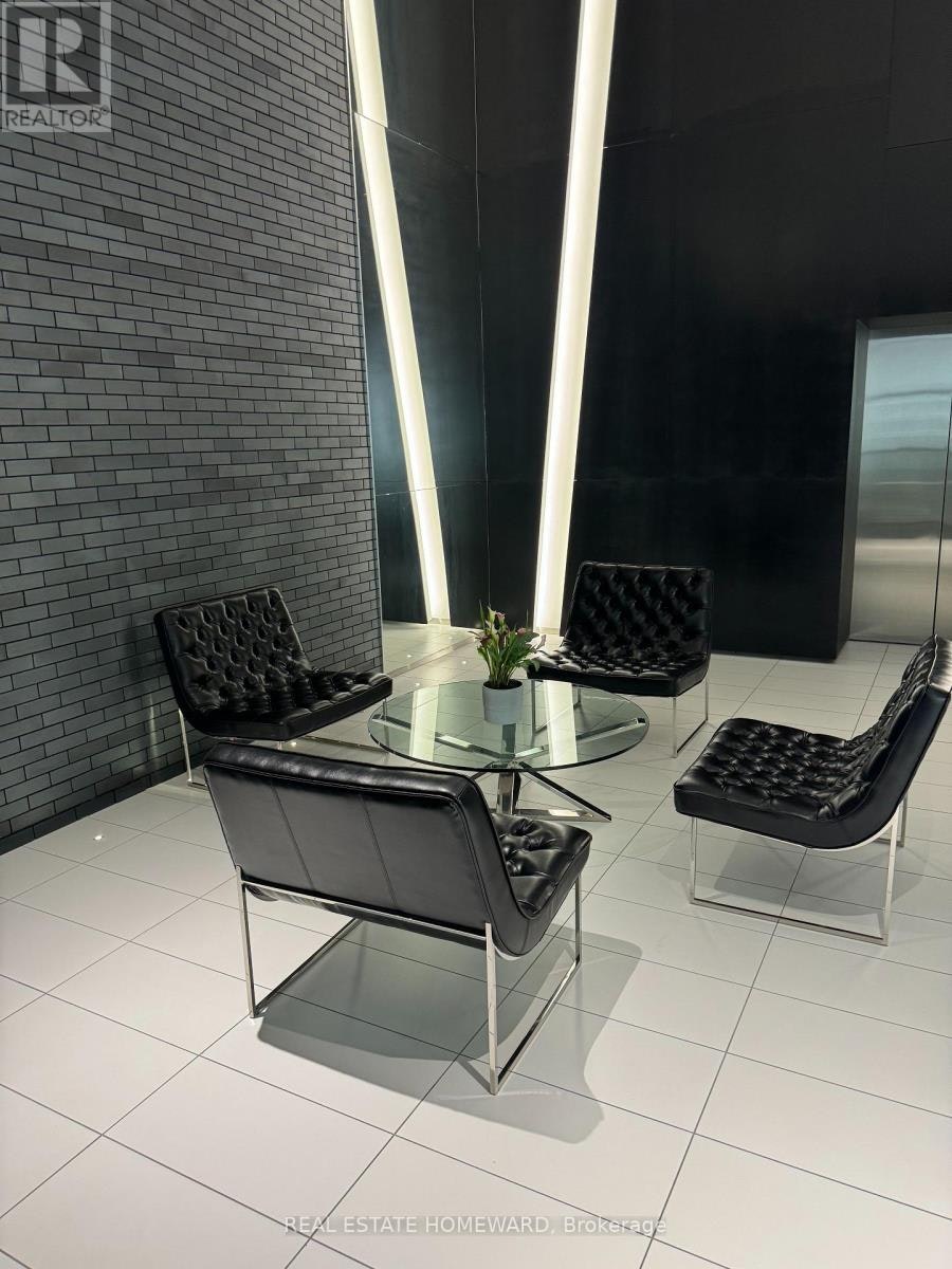 1901-125 Peter Street, Toronto, ON, M5V 0M2 - 24