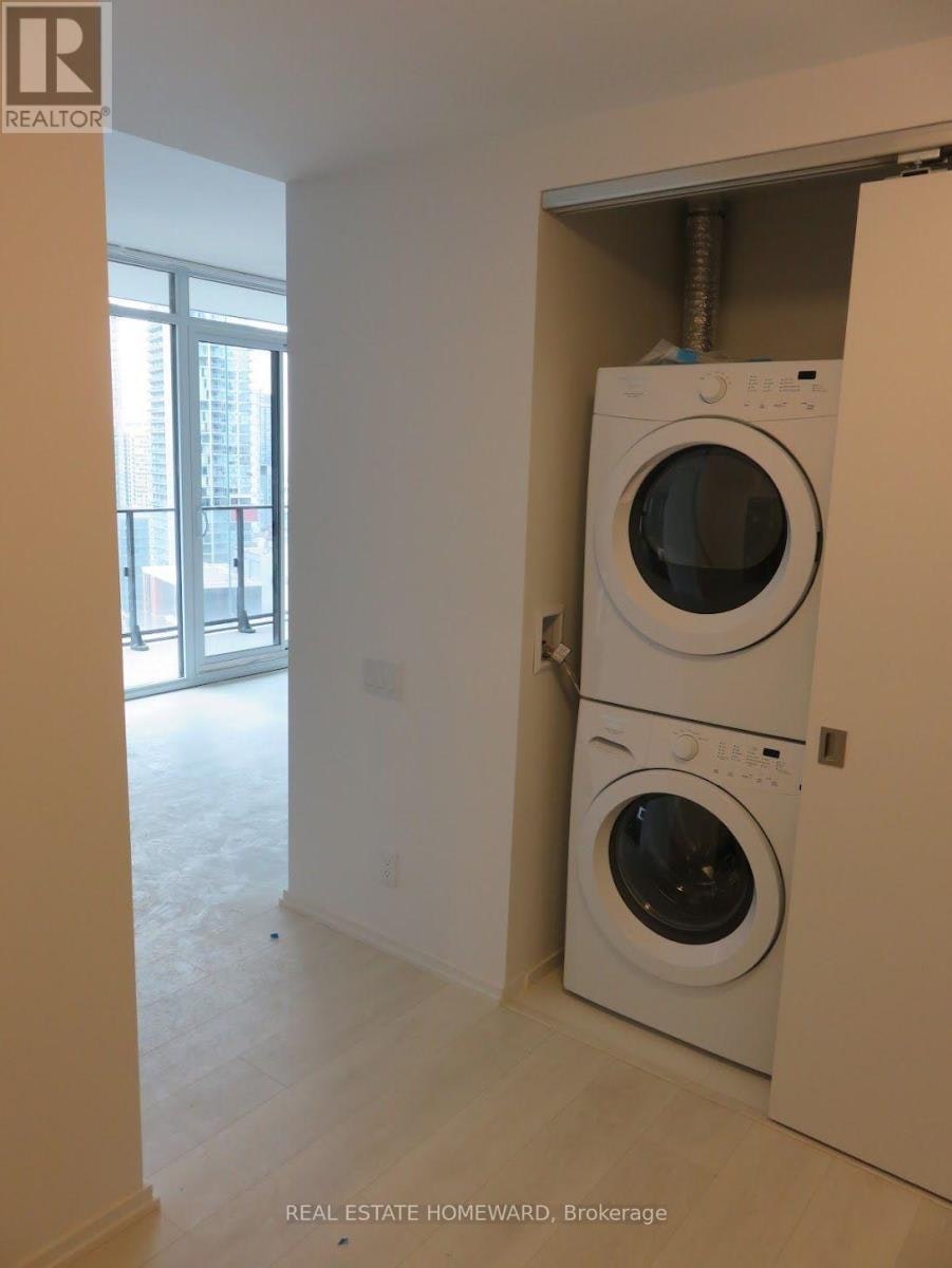 1913-125 Peter Street, Toronto, ON, M5V 0M2 - 4