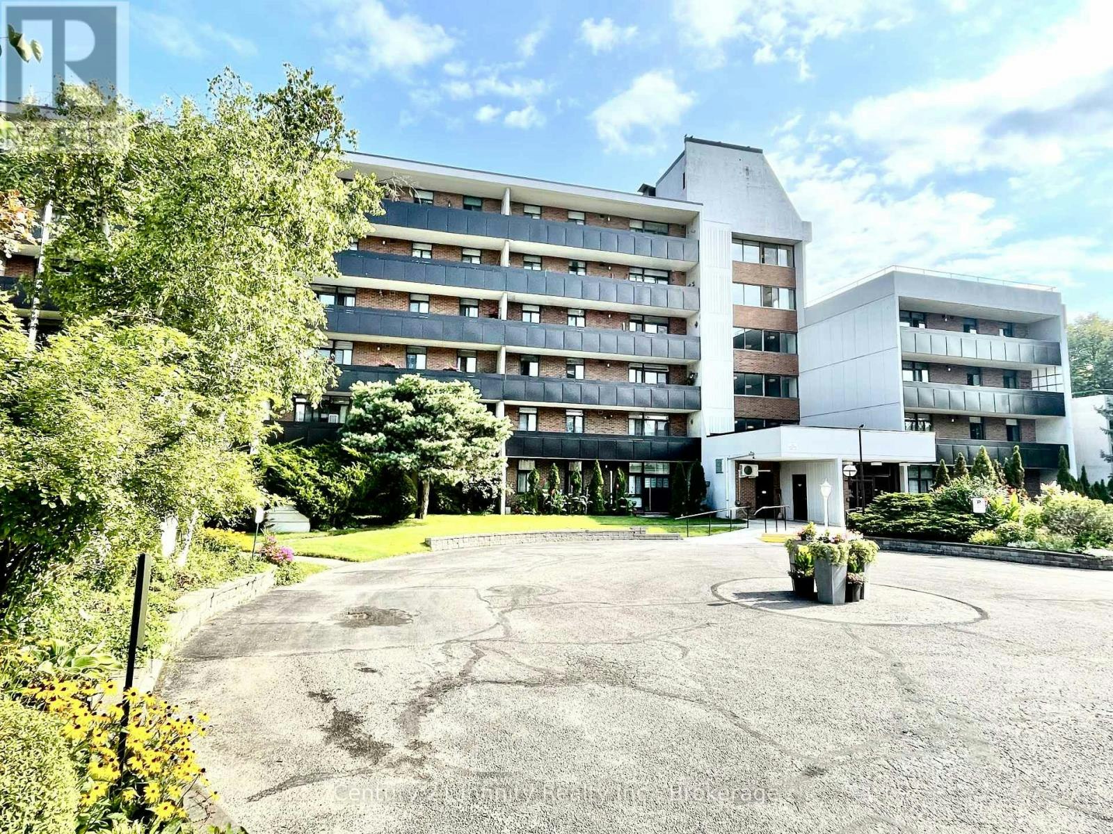 5-606-50 Old Kingston Road, Toronto, ON, M1E 4Y1