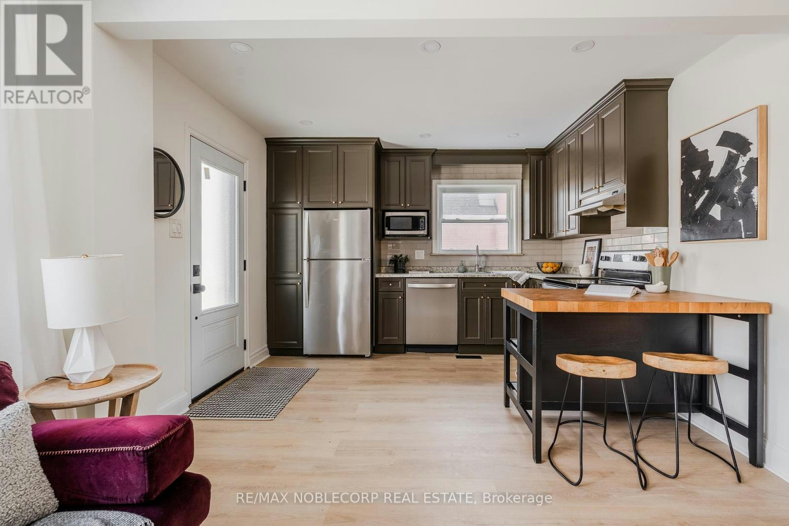 MAIN-6 Evandale Road, Toronto, ON, M1L 3S1 - 3