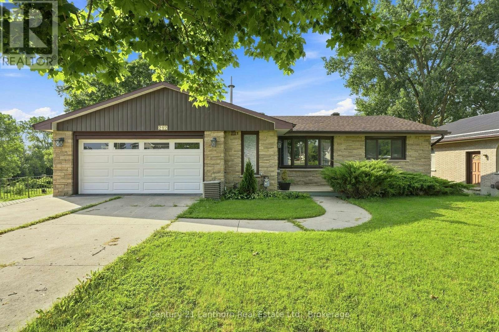 212 Main Street, Deseronto, ON, K0K 1X0