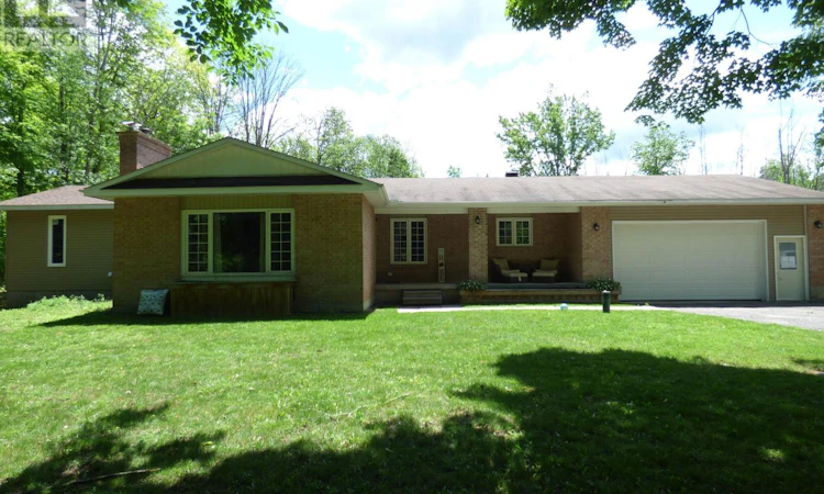 387 Campbell Side Road