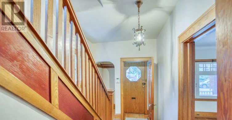 267 Powell Avenue, Ottawa, ON, K1S 2A4 - 3