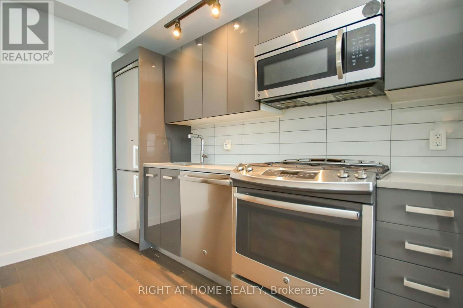 1002-224 Lyon Street, Ottawa, ON, K1R 0C1 - 5