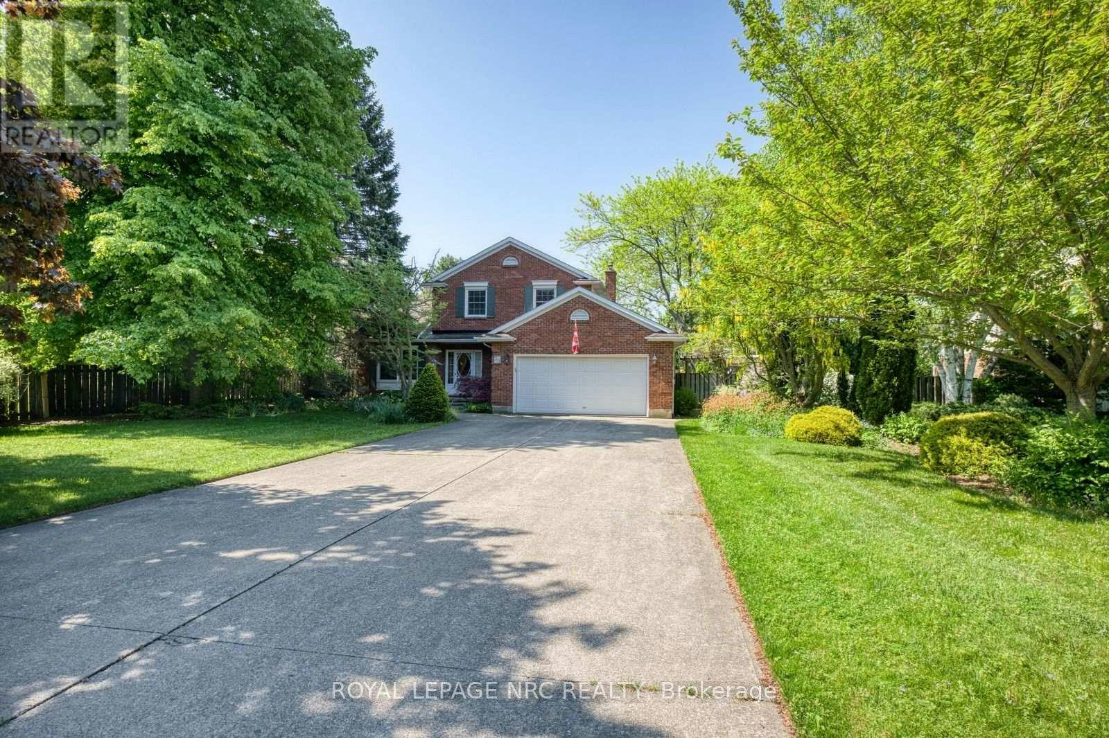 35 Garrison Village Drive, Niagara-on-the-Lake, ON, L0S 1J0