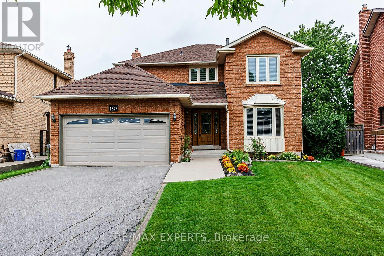 1343 Greenwood Crescent, Oakville, ON, L6J 6V4