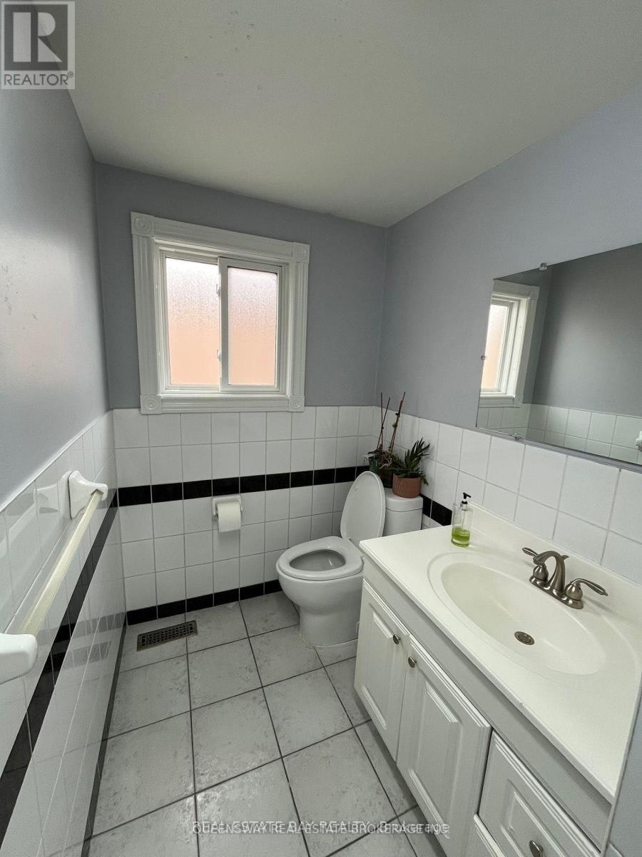 64 Provence Trail, Toronto, ON, M9V 5A4 - 10