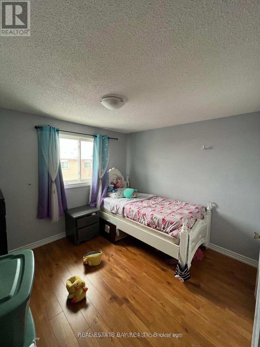 64 Provence Trail, Toronto, ON, M9V 5A4 - 7