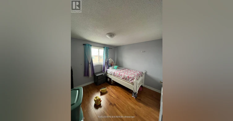 64 Provence Trail, Toronto, ON, M9V 5A4 - 7