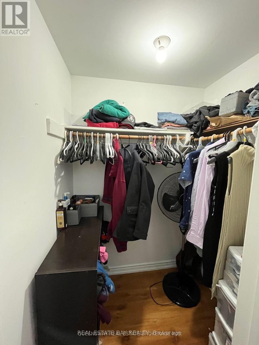 64 Provence Trail, Toronto, ON, M9V 5A4 - 6