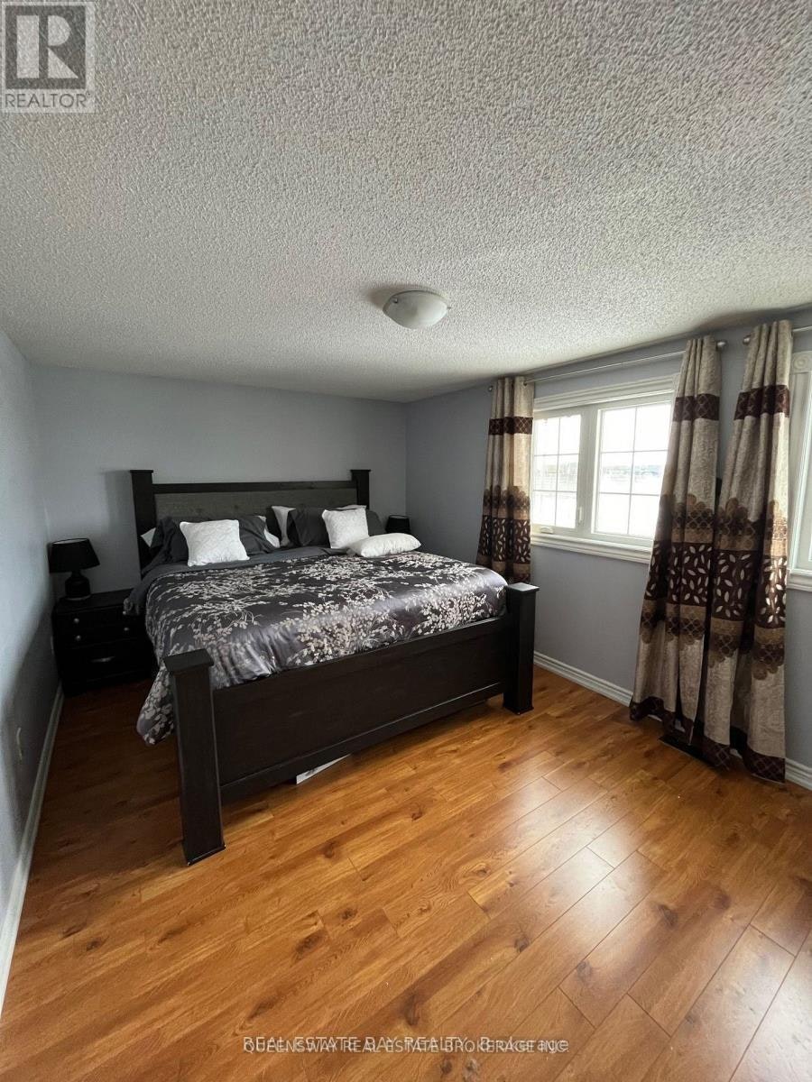 64 Provence Trail, Toronto, ON, M9V 5A4 - 5
