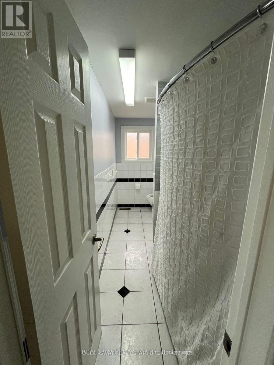 64 Provence Trail, Toronto, ON, M9V 5A4 - 9