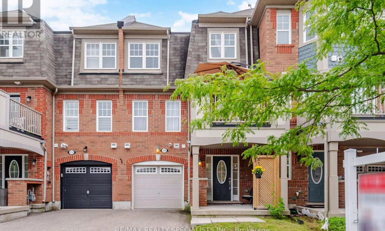 220 Mortimer Crescent