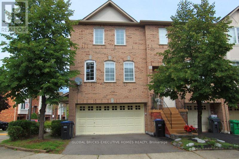 111-80 Acorn Place, Mississauga, ON, L4Z 4C6