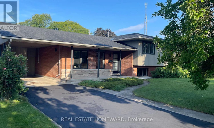 33 Strathcona Drive