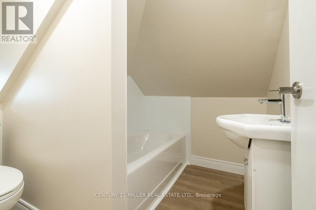 124 Gladstone Avenue, Hamilton, ON, L8M 2H9 - 18