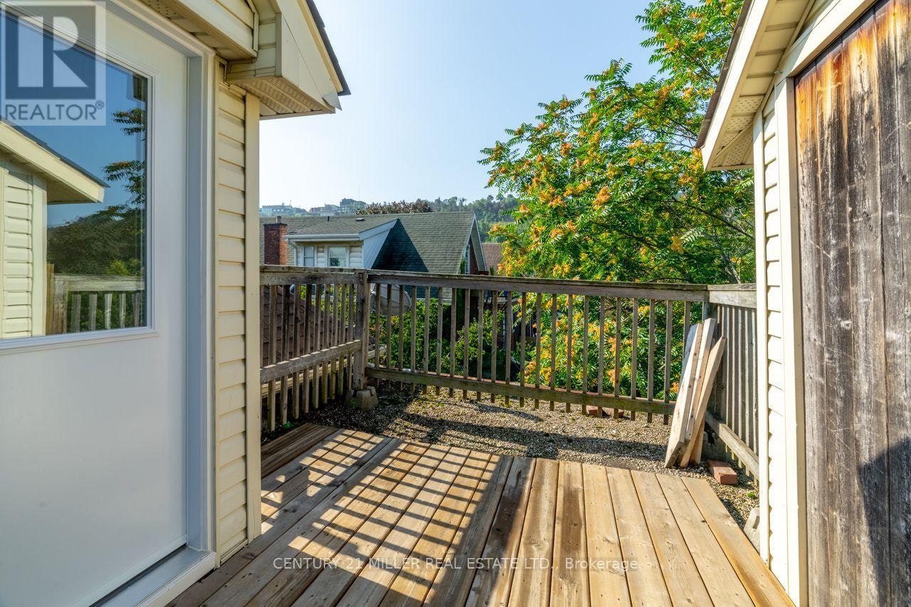 124 Gladstone Avenue, Hamilton, ON, L8M 2H9 - 2
